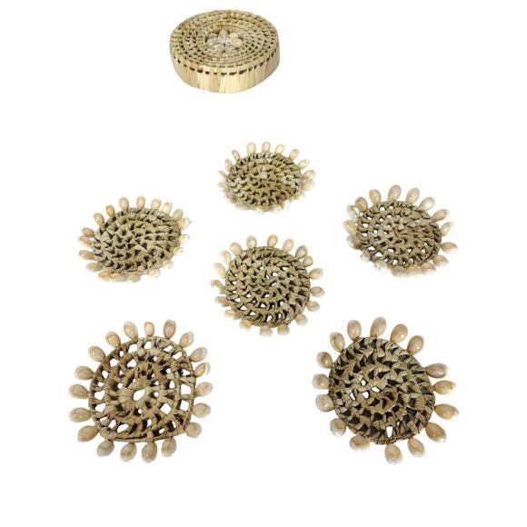 Vintage 70s Bohemian Woven Raffia Cowie Shell Coasters & Basket Coaster Holder - Picture 8 of 10